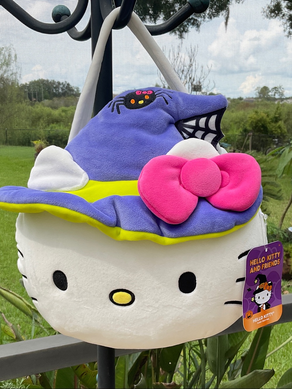 Squishmallows Hello Kitty Plush Halloween treat pale Bag in Purple, Pink, White